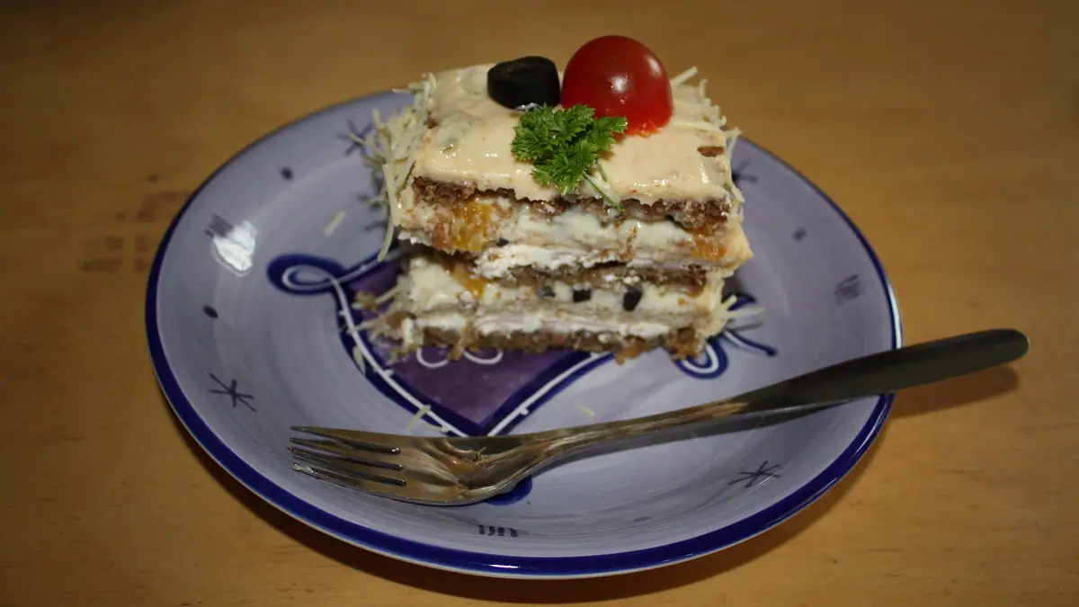 The Exmoor Escape – cake shop in Lynton town centre